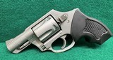 CHARTER ARMS UNDERCOVER .38 SPL - 2 of 3
