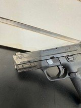 SMITH & WESSON M&P9 SHIELD EZ M2.0 9MM LUGER (9x19 PARA) - 2 of 3