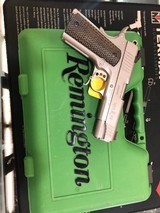 REMINGTON 1911 R1 STAINLESS .45 ACP - 2 of 3