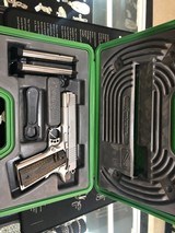 REMINGTON 1911 R1 STAINLESS .45 ACP - 1 of 3