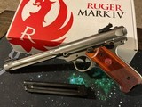 RUGER MARK IV HUNTER .22 LR