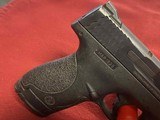 SMITH & WESSON M&P SHIELD 9 WITH THUMB SAFETY 9MM LUGER (9x19 PARA) - 2 of 3