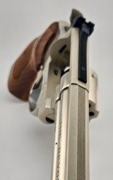 SMITH & WESSON 17-6 .22 LR - 2 of 3