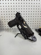 GLOCK 22 GEN 5 BLACK CHROME .40 S&W - 3 of 3
