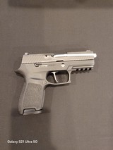 SIG SAUER P320 COMPACT 9MM LUGER (9X19 PARA) - 1 of 2