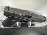 GLOCK Glock 22 .40 S&W - 3 of 3