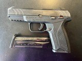 RUGER SECURITY 9 9MM LUGER (9X19 PARA)