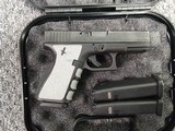 GLOCK G19 GEN 3 9MM LUGER (9x19 PARA) - 2 of 3