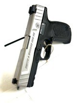 SMITH & WESSON SD9VE 9MM LUGER (9x19 PARA) - 1 of 3