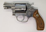 SMITH & WESSON 60 .38 SPL - 2 of 2