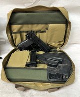 HECKLER & KOCH USP COMPACT 9MM LUGER (9x19 PARA) - 1 of 3
