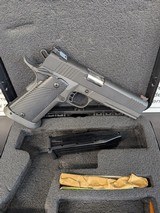 ROCK ISLAND ARMORY m1911 a2 fs tactical .40 S&W - 2 of 3