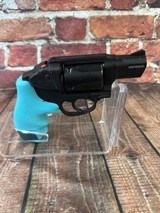 SMITH & WESSON BODYGUARD .38 SPL - 2 of 3
