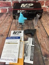 SMITH & WESSON BODYGUARD .38 SPL - 1 of 3