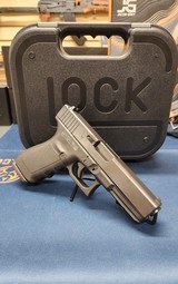 GLOCK G21 SF .45 ACP - 3 of 3