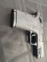 SMITH & WESSON m&p 9shield ez m2.0 9MM LUGER (9x19 PARA) - 2 of 3