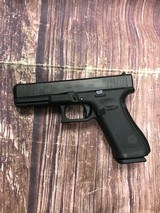 GLOCK 17 GEN 5 9MM LUGER (9X19 PARA) - 2 of 3