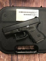 GLOCK G-27 Gen 3 .40 S&W - 2 of 3