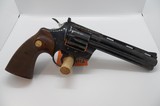 COLT Python .357 MAG - 2 of 3