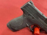 SMITH & WESSON M&P SHIELD 40 WITH THUMB SAFETY .40 S&W - 2 of 3