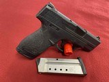 SMITH & WESSON M&P SHIELD 40 WITH THUMB SAFETY .40 S&W