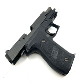 SIG SAUER P226
MK25 9MM LUGER (9x19 PARA) - 3 of 3