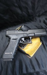 GLOCK G22 .40 S&W - 3 of 3