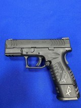 Springfield Armory XDM .40 S&W - 1 of 3