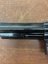TAURUS 431 .44 MAG/.44 SPL - 2 of 3