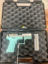 WALTHER P22-CA .22 LR - 1 of 2