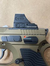 CZ SHADOW 2
9MM LUGER (9x19 PARA) - 2 of 3