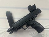 HI-POINT JCP40 .40 S&W - 1 of 3