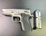 SMITH & WESSON 4013TSW .40 S&W - 3 of 3