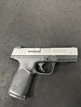 SMITH & WESSON SD9 VE 9MM LUGER (9x19 PARA)