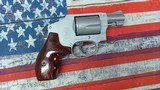 SMITH & WESSON 642 LADYSMITH .38 SPL - 1 of 3