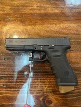GLOCK 17 Gen 3 9MM LUGER (9x19 PARA) - 1 of 2