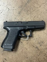 GLOCK 23 Gen 2 .40 S&W - 3 of 3