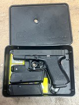 GLOCK 23 Gen 2 .40 S&W - 1 of 3
