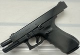 GLOCK G22 GEN 4 .40 S&W - 2 of 3