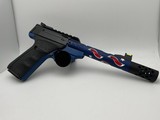 BROWNING BUCK MARK PLUS VISION AMERICANA .22 LR - 1 of 3