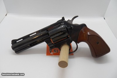 COLT Diamondback .22 LR