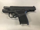 SPRINGFIELD ARMORY HELLCAT 9MM LUGER (9x19 PARA) - 1 of 2