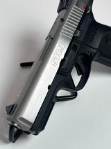 RUGER SR9 9MM LUGER (9x19 PARA) - 2 of 3