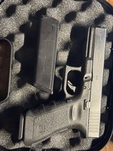 GLOCK 17 Gen 3 9MM LUGER (9x19 PARA) - 2 of 3