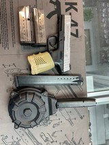 SMITH & WESSON SD9 VE with 50 rnd drum
9MM LUGER (9x19 PARA) - 1 of 3