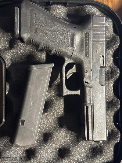 GLOCK 17 Gen 3 9MM LUGER (9x19 PARA)