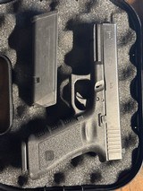 GLOCK 17 Gen 3 9MM LUGER (9x19 PARA) - 2 of 3