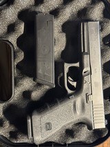 GLOCK 17 Gen 3 9MM LUGER (9x19 PARA) - 2 of 3