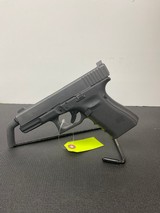 GLOCK G19 GEN 4 9MM LUGER (9x19 PARA) - 1 of 3