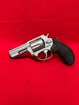 TAURUS 605 .357 MAG - 1 of 3
